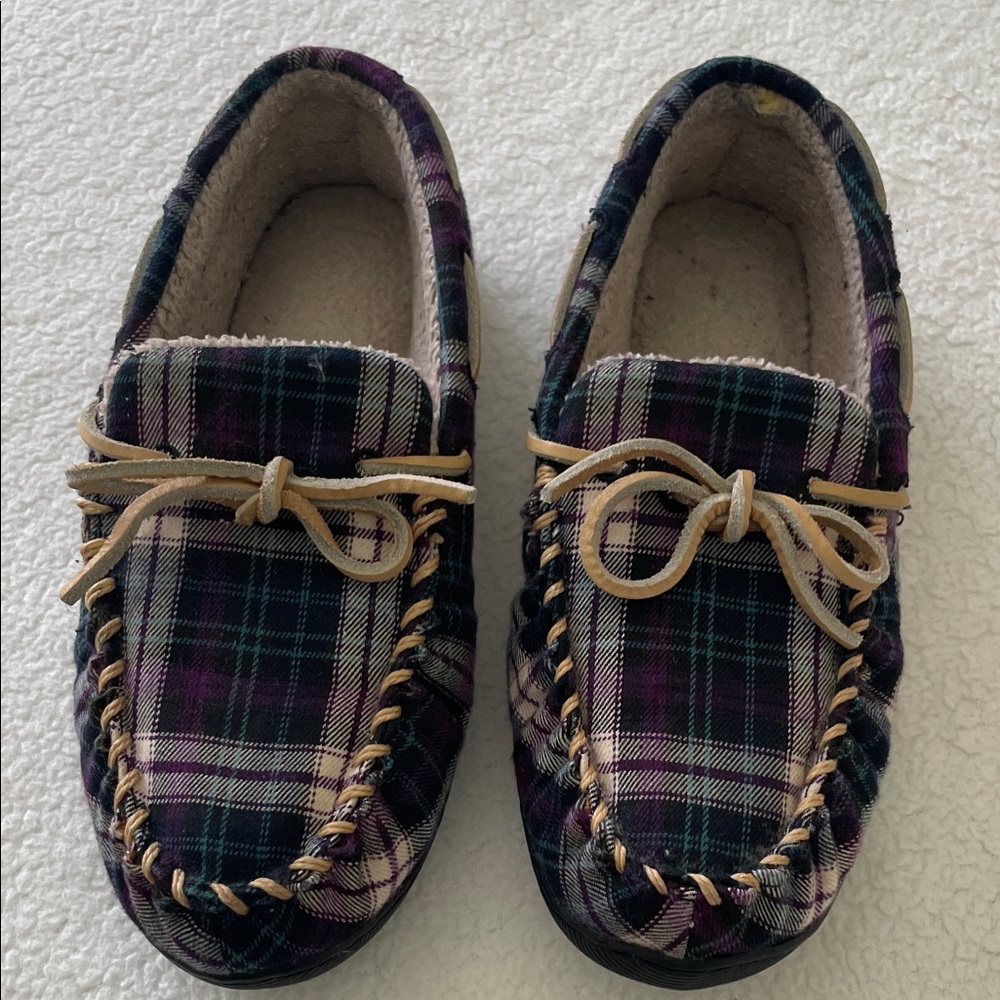 L.L. Bean - Plaid Women’s Moccasin Slippers with Tan Leather Laces